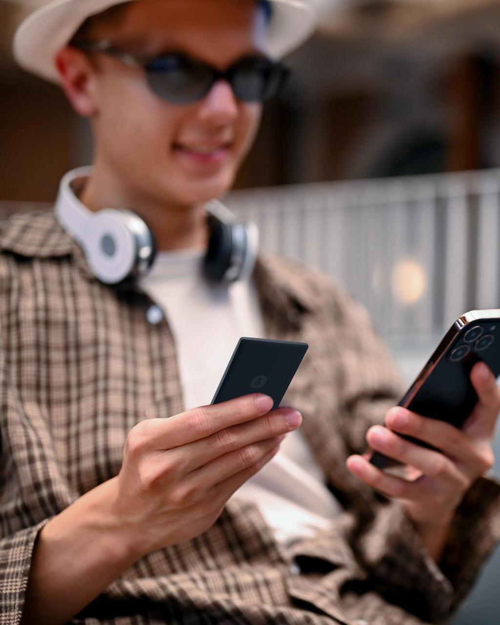 OneKey Classic 1S - Hardware Crypto Wallet Cold Wallet - Bluetooth & NFT Support - EAL 6+ Top Security Cold Storage, Easily Manage Your Bitcoin, ETH, SOL, Doge, BNB, TRON, BCH, Kaspa